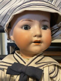 Antique Doll, Antique SFBJ 60 Paris French doll