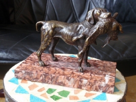 Bronzen sculptuur van jachthond 19e eeuw