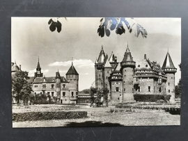 Haarzuilen, Kasteel de Haar met rozentuin