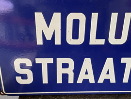 Emaille straatnaam bord, Molukkenstraat (oost)