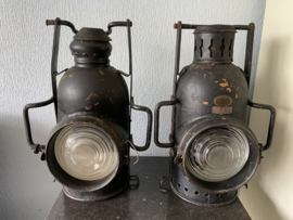 Spoorweglamp, Patent Krolupperom, M.A.V. , 2x
