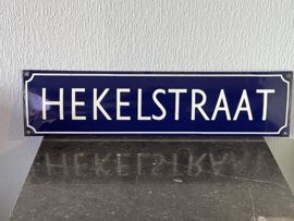 Emaille straatnaam bord, Hekelstraat