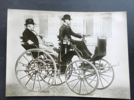 Daimler Motor-Kutsche, 1886, erste