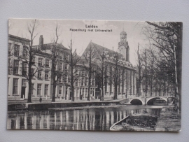 Leiden, Rapenburg met Universiteit