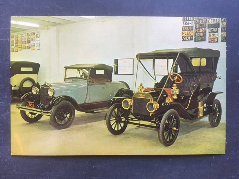 Ford "Model T" ,1909 en Ford "A Model" ,1928
