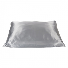 Beauty Pillow - zilveren satijnen kussensloop