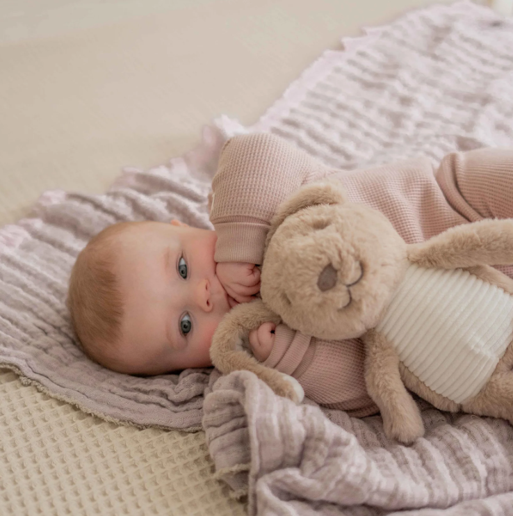Flow Amsterdam - Milo (brown) - Rechargeable heartbeat comforter