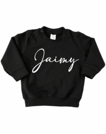Sweater zwart met naam mt 104