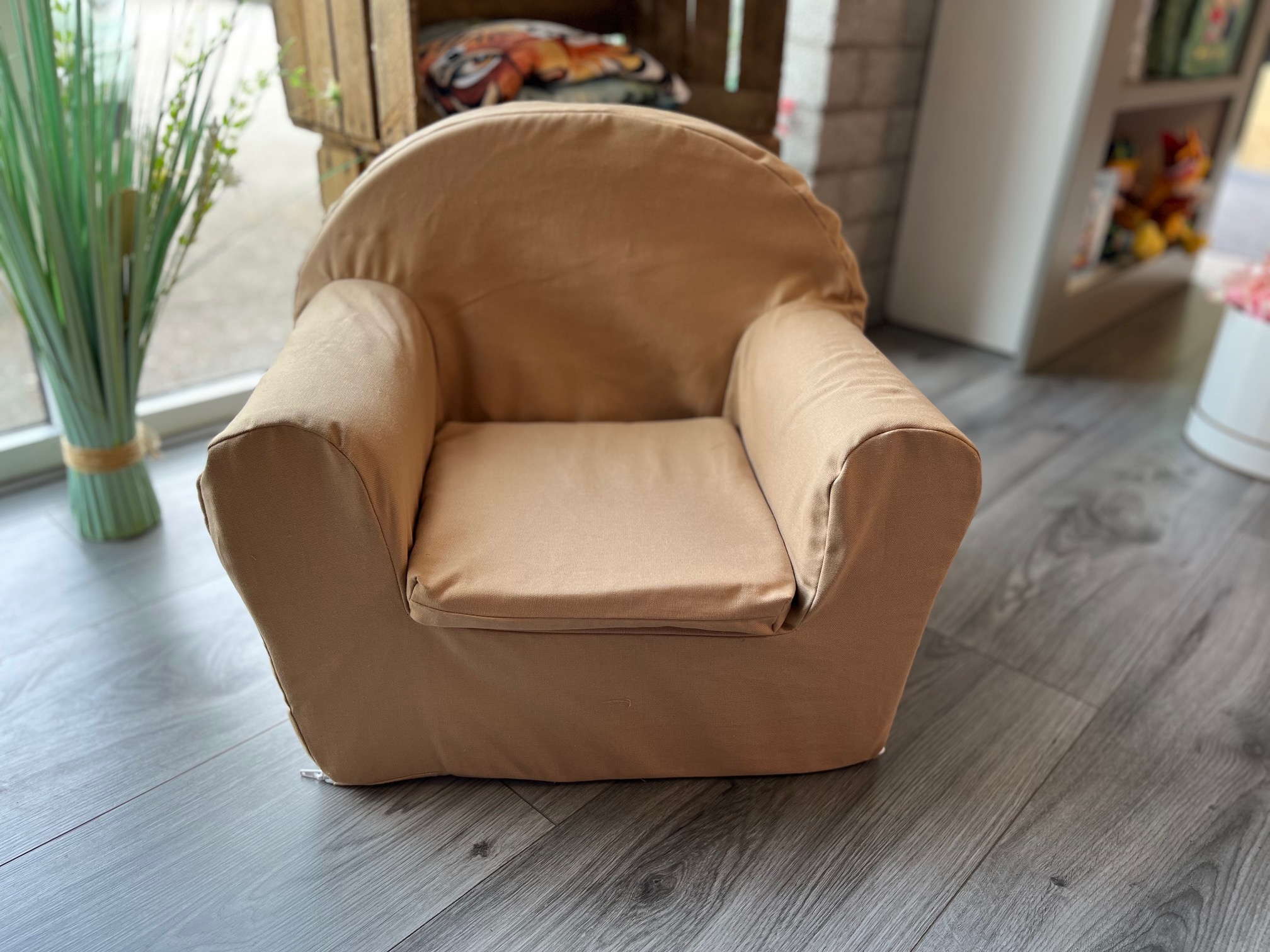 Kinderfauteuil camel