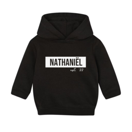 Gepersonaliseerde Hoodie - Naam + Jaartal | Zwart