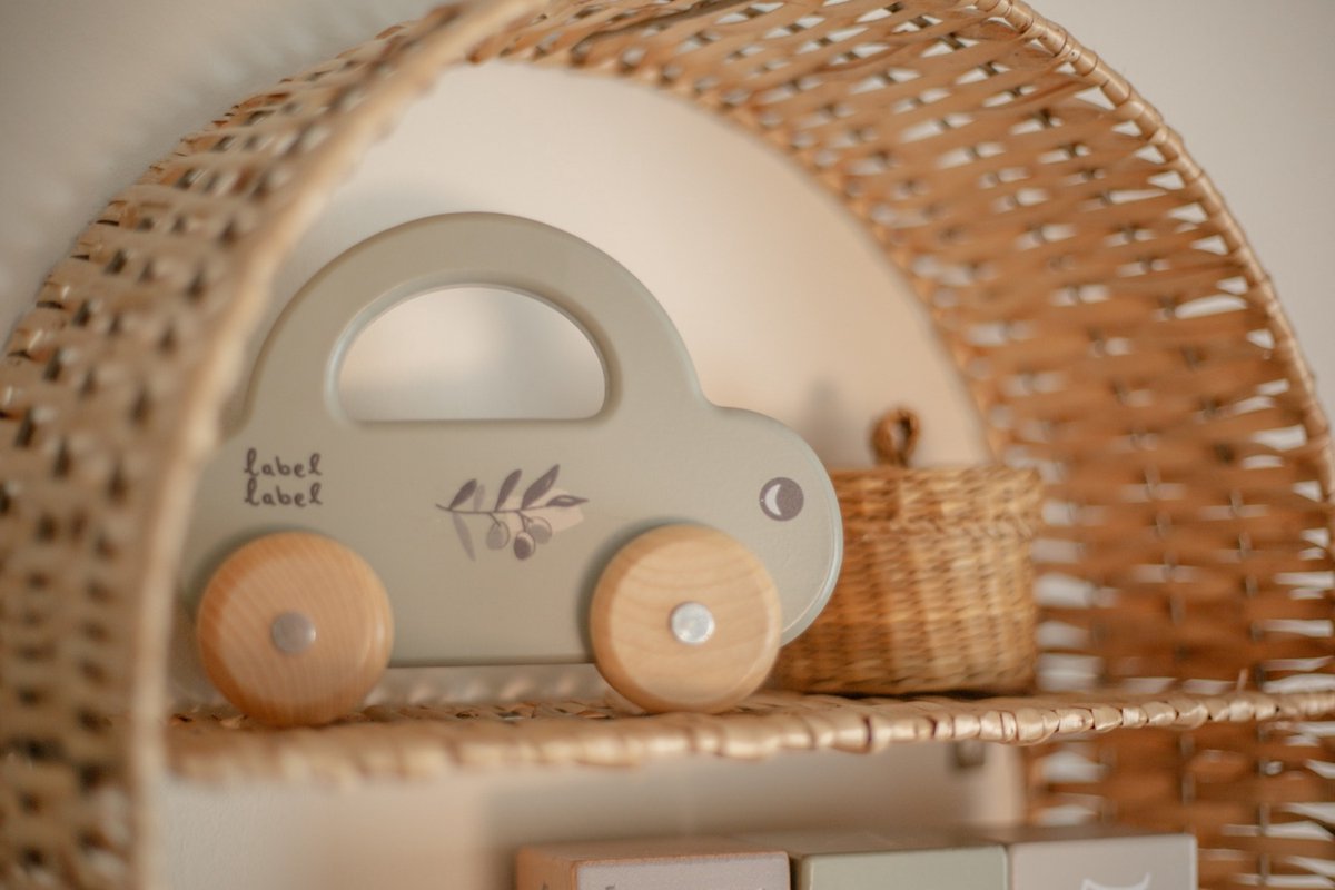 Label Label Houten auto olive green met/zonder naam