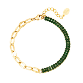 Goudkleurige armband met groene steentjes