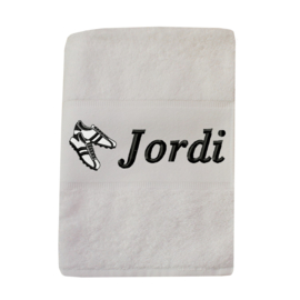 Deluxe Handdoek geborduurd met naam en voetbalschoenen