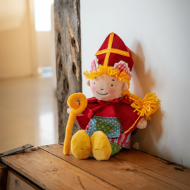Fien en Teun grote knuffel Fien als sint
