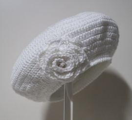 Gehaakte kinderbaret Anna - wit