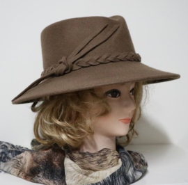 Weba Hats dameshoed  art. 9830 - hazelnoot(cashmere)