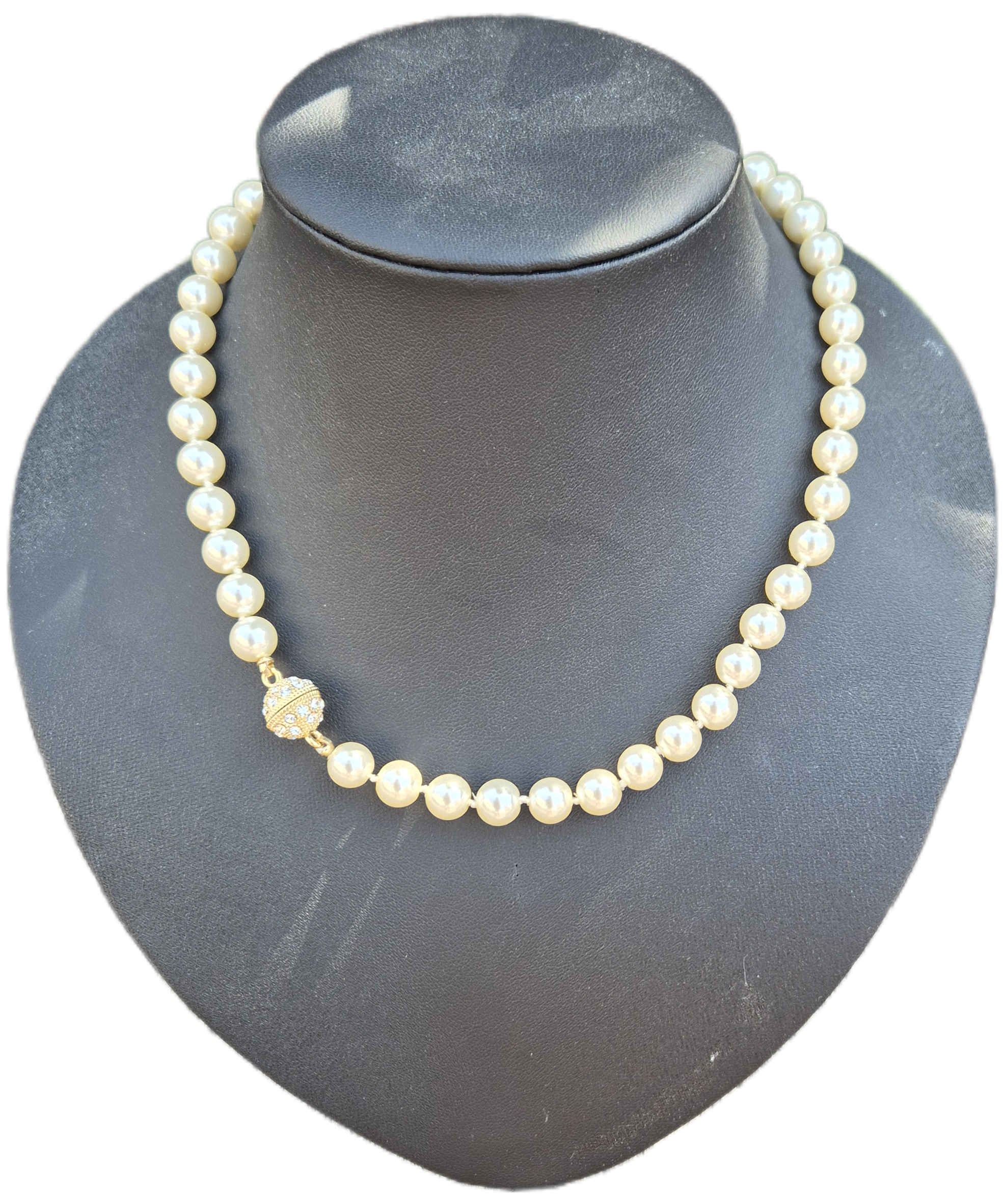 Parelketting met magneetsluiting art. 1354 - offwhite/goudkleur