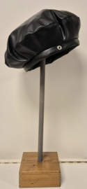 Damesbaret Leatherlook art. 2911 - zwart