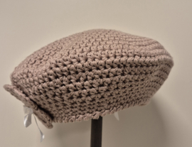 Gehaakte kinderbaret Noor 12 - oudroze