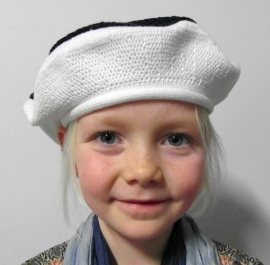 Kinderbaret. art. 9842 - wit/blauw