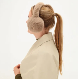 Charm fake fur oorwarmers art. 26268 - taupe