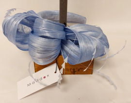 Maddox fascinator/haarband art. OCF.138 - bluebell/lichtblauw