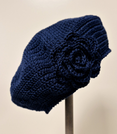 Gehaakte kinderbaret Anna - donkerblauw