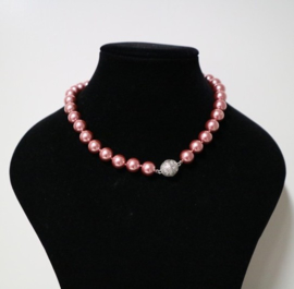 Parelketting met magneetsluiting art. 9100300255 dik - oudroze/zilverkleur