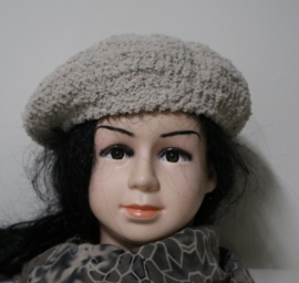Gehaakte kinderbaret Kim 8 - beige/kitt