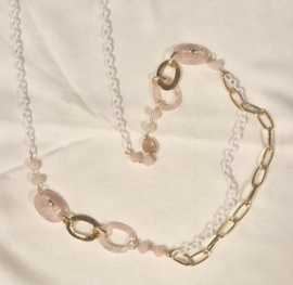 Lange ketting art. 8720 - lichtroze/goudkleur
