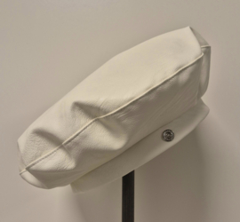 Damesbaret Leatherlook art. 2911 - offwhite