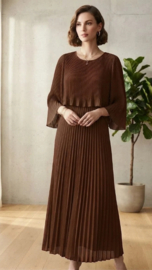Damesjurk Elegance plissé uni art. 2561 - bruin