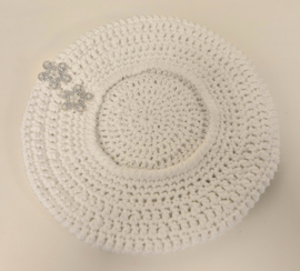 Gehaakte kinderbaret Maria 8 - wit