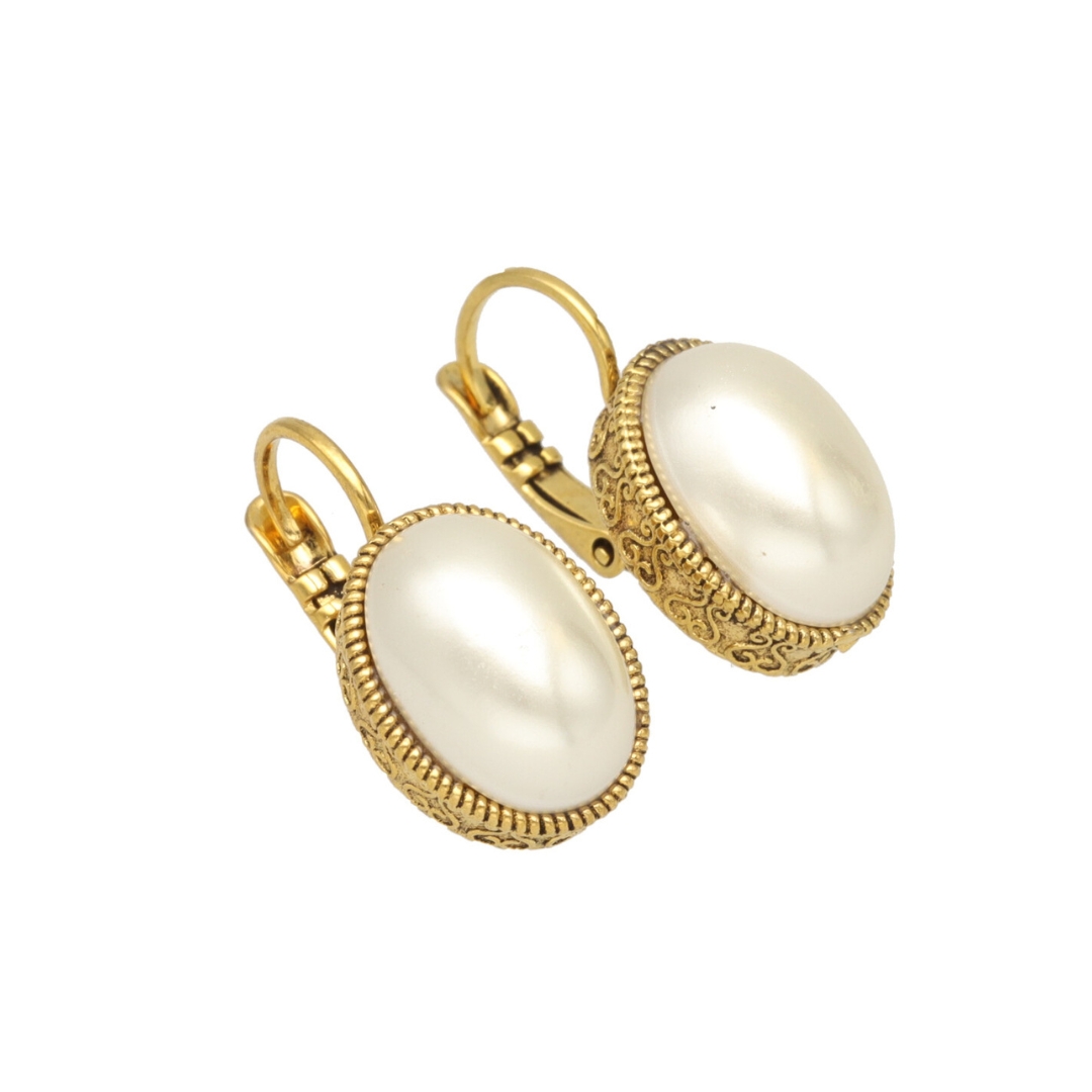 Camps & Camps oorhangers Pearl White art. 1D030_PE - wit