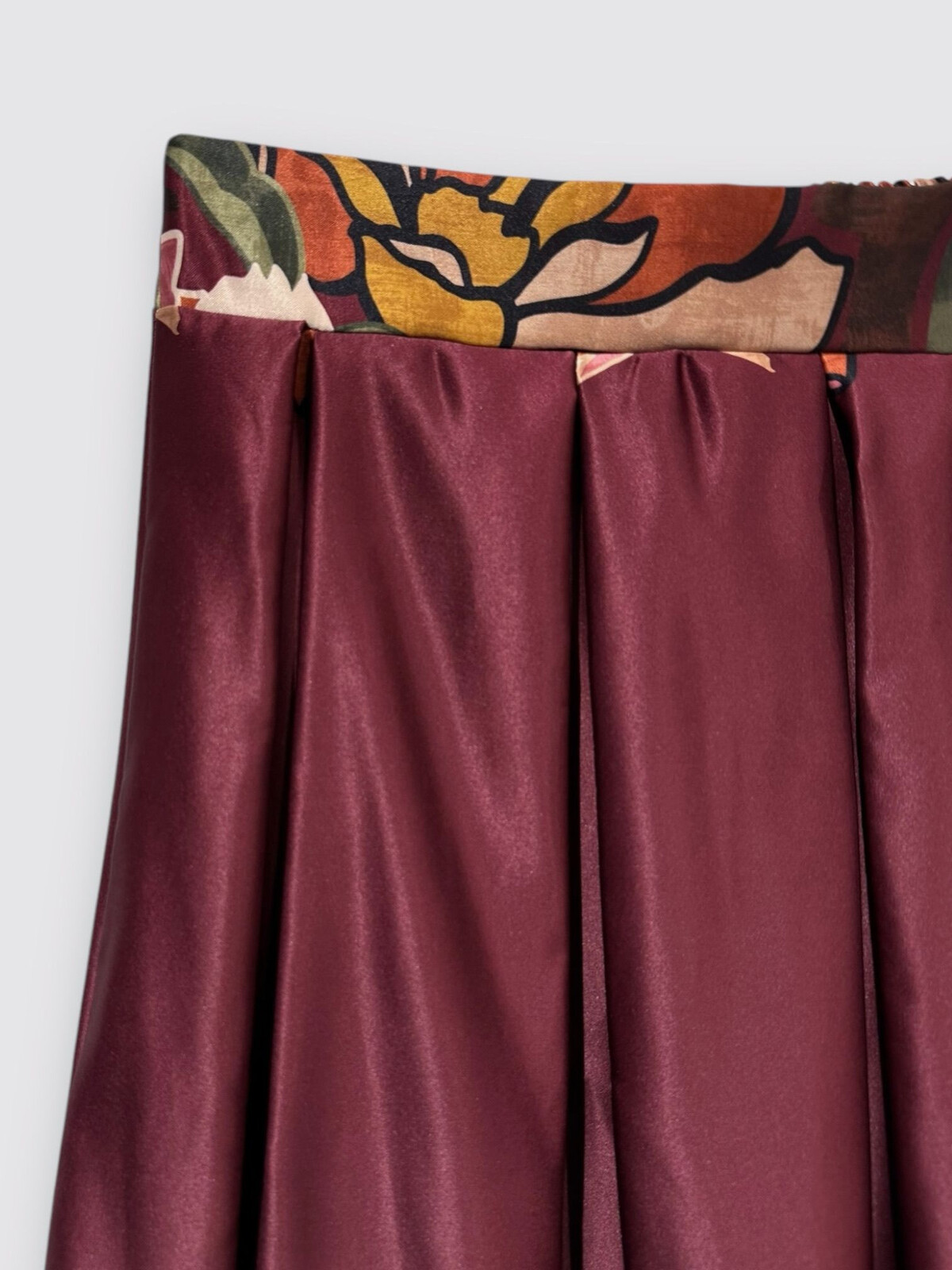 LaFée satijnen rok Flowers art. 10821 - bordeaux