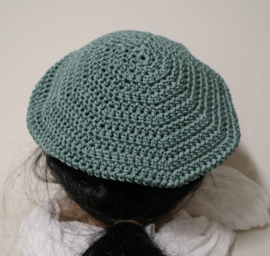 Gehaakte kinderbaret Noor 12 - groen