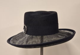 Weba Hats dameshoed Wol/Sinamay art. 0882 - zwart
