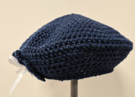 Gehaakte kinderbaret Noor 12 - donkerblauw