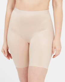 Spanx Thinstincts® 2.0 Mid-Thigh Short art. 10234R - champagne beige