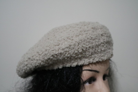 Gehaakte kinderbaret Kim 8 - beige/kitt