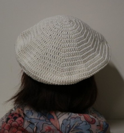 Gehaakte kinderbaret Anna - offwhite/crème