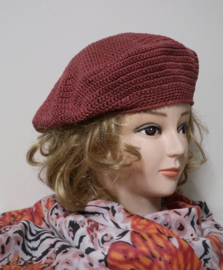 Damesbaret Anne Z - marsala rood