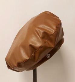 Damesbaret Leatherlook art. 2911 - cognac