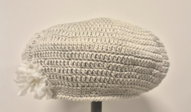 Gehaakte kinderbaret June - beige