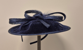 BWS damesdop/haargarnering art. OU 1051 sinamay /fluweel - donkerblauw