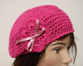 Gehaakte kinderbaret Noor 12 - fuchsia