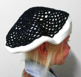 Kinderbaret. art. 9842 - wit/blauw