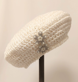 Gehaakte kinderbaret Maria 8 - offwhite