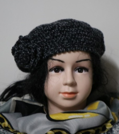 Gehaakte kinderbaret Estelle 13 - grijs gemêleerd