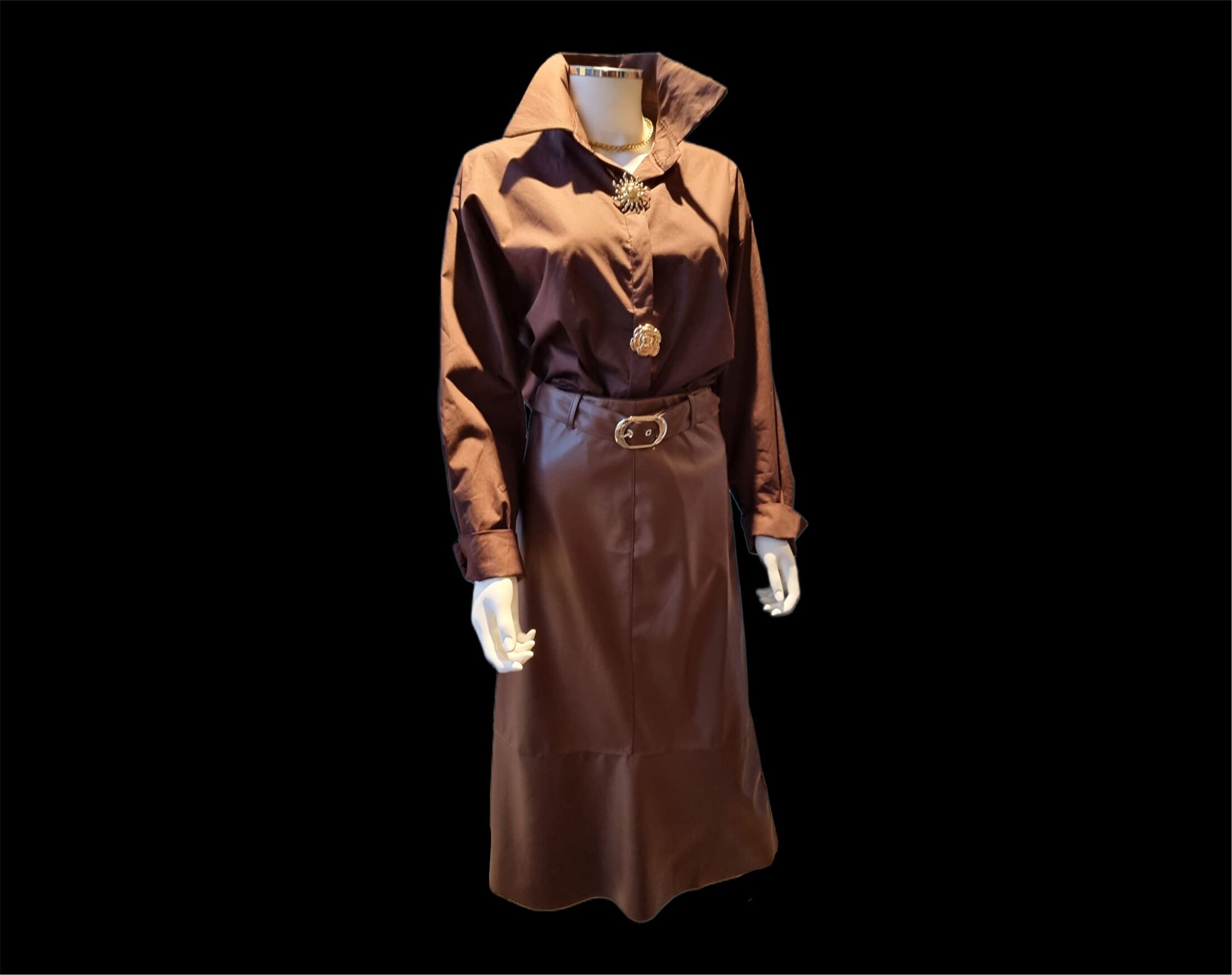 outfit in bruin FRANCELLE bonneterie outfit in bruin FRANCELLE bonneterie
